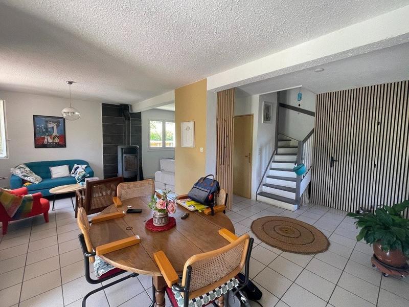 Maison - 108 m² - 5 pièces