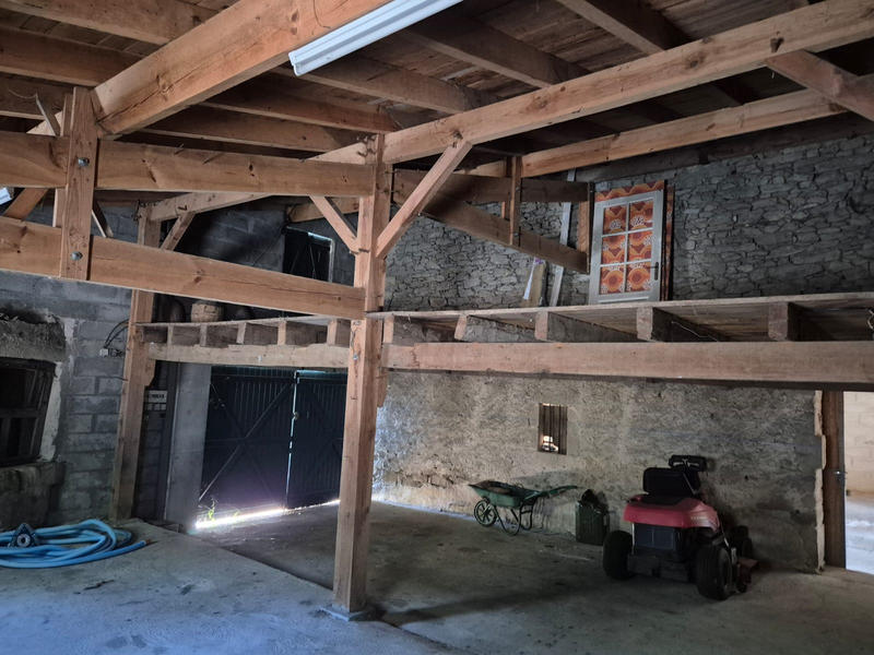 Maison - 209 m² - 7 pièces