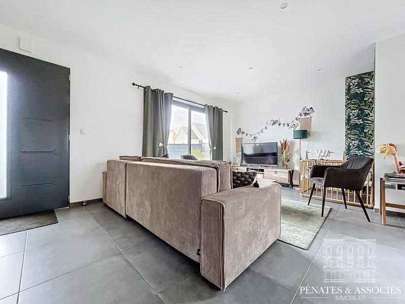 Maison - 110 m² - 6 pièces