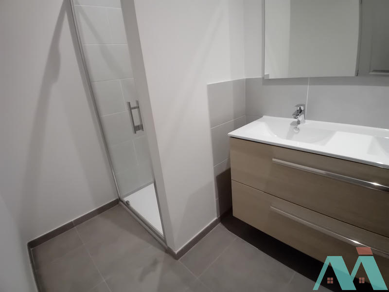 Appartement - 98 m² - 3 pièces