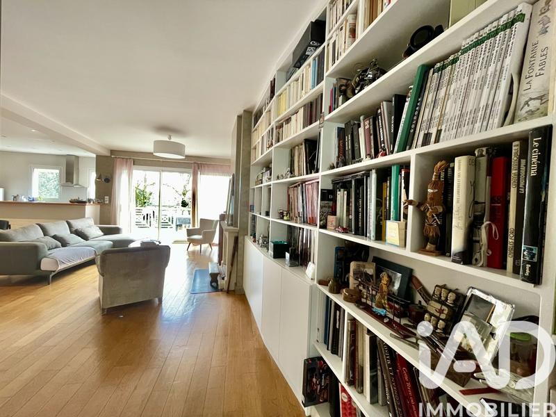 Maison - 180 m² - 7 pièces