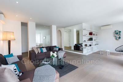 Appartement - 150 m² - 4 pièces