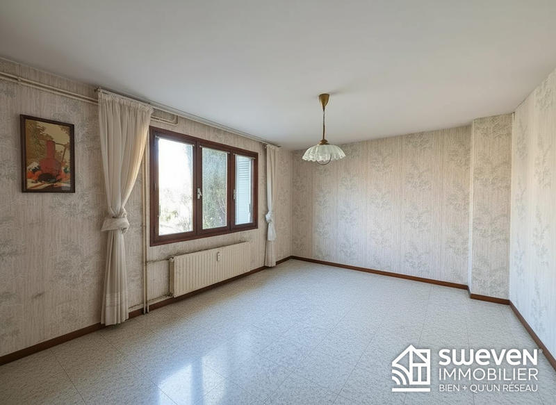 Maison - 177 m² - 7 pièces