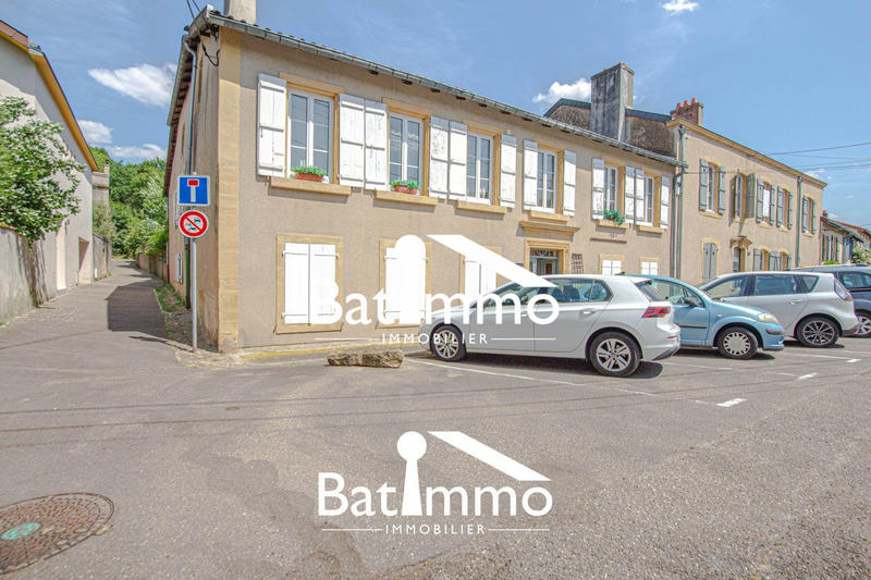 Villa - 320 m² - 10 pièces