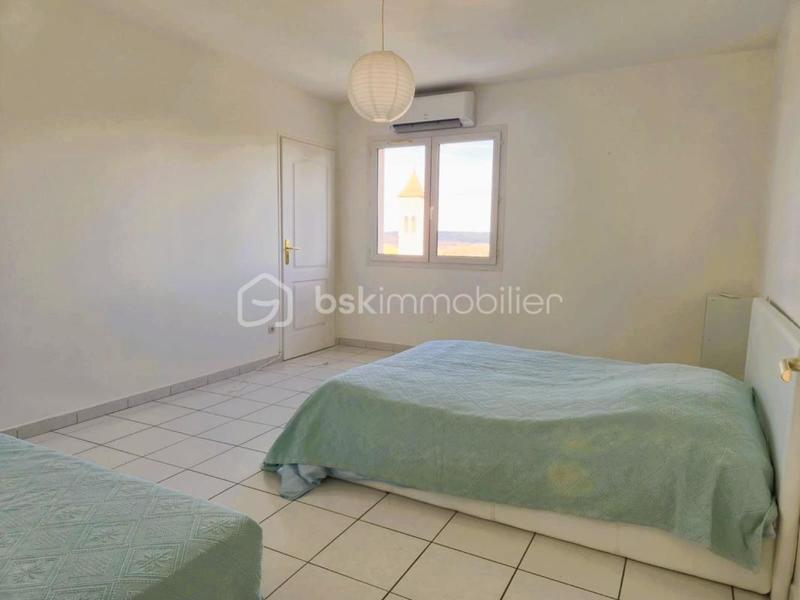 Maison traditionnelle - 235 m² - 8 pièces