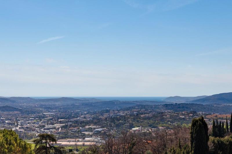 Appartement - 138 m² - 4 pièces