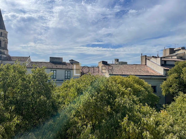 Appartement - 75 m² - 3 pièces