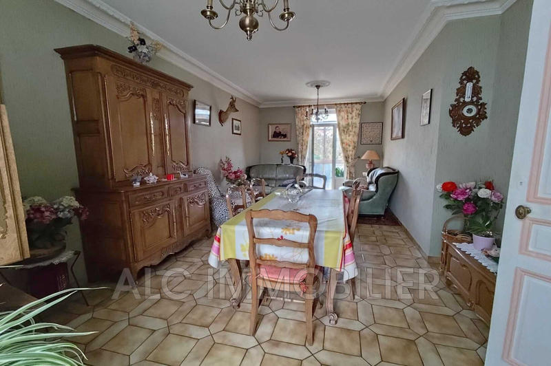 Maison - 91 m² - 4 pièces