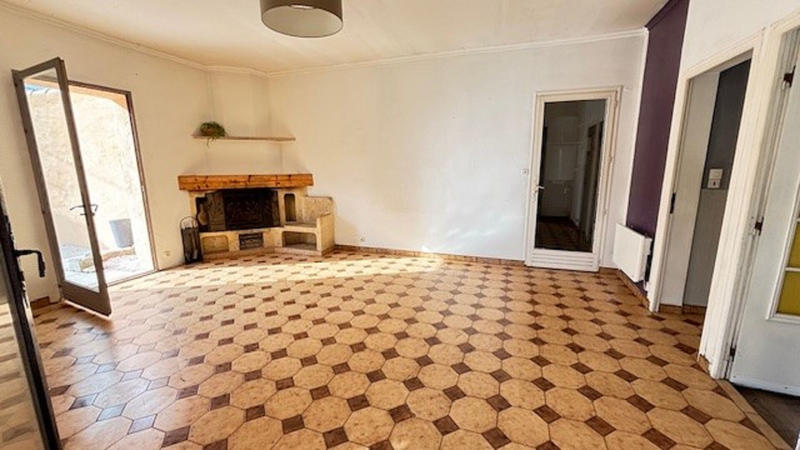 Maison - 80 m² - 5 pièces