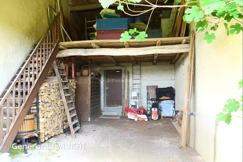 Maison - 180 m² - 5 pièces