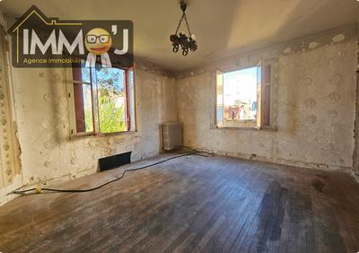 Immeuble - 200 m² - 8 pièces