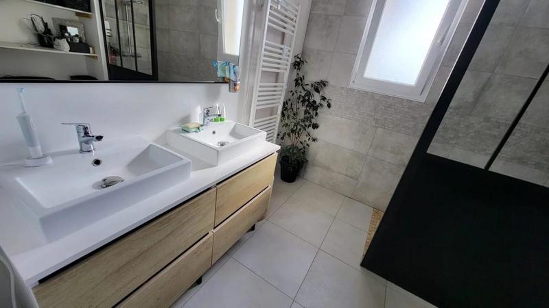 Maison - 106 m² - 4 pièces