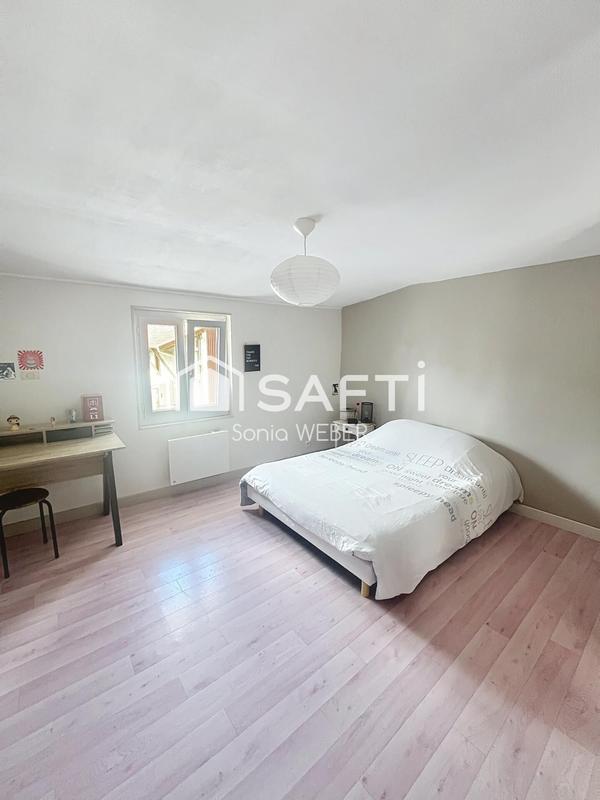 Maison - 147 m² - 6 pièces