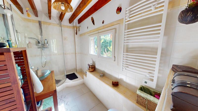 Maison - 182 m² - 5 pièces