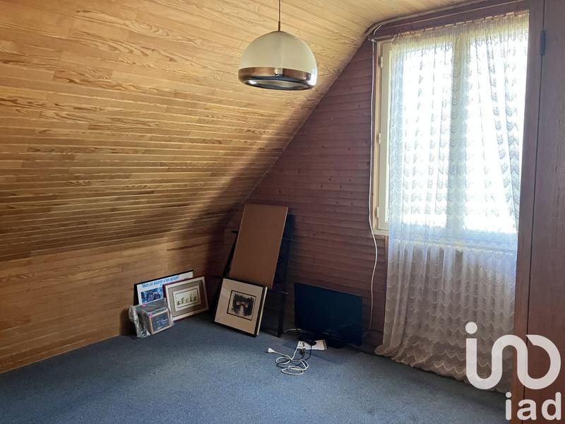 Maison - 99 m² - 6 pièces