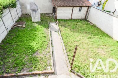 Maison - 210 m² - 5 pièces