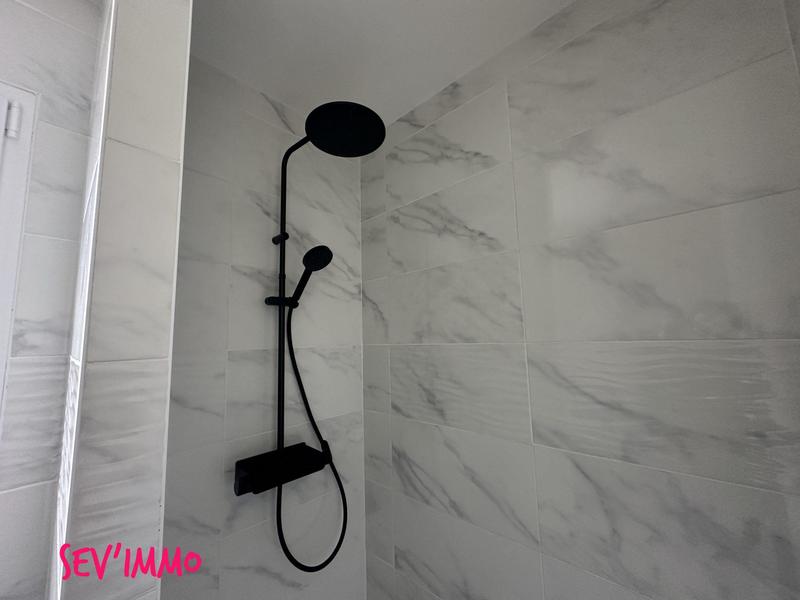 Maison - 98 m² - 4 pièces