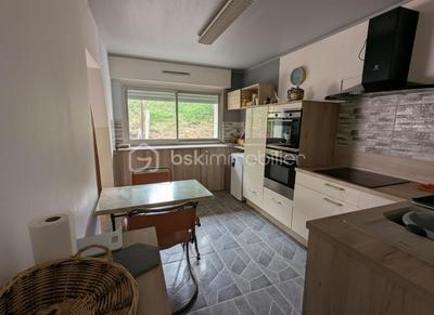 Maison - 111 m² - 5 pièces