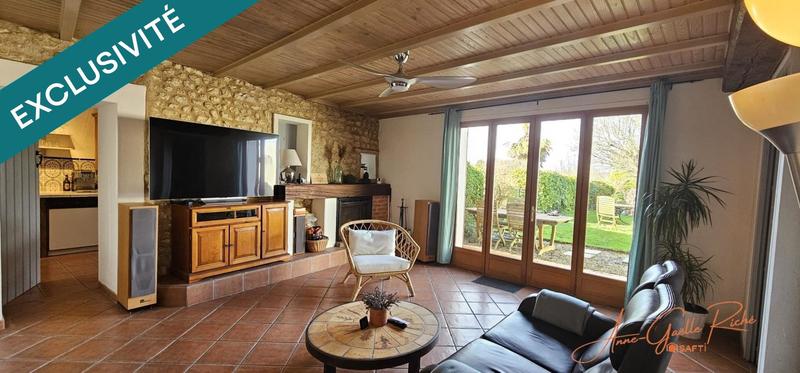 Maison - 300 m² - 16 pièces