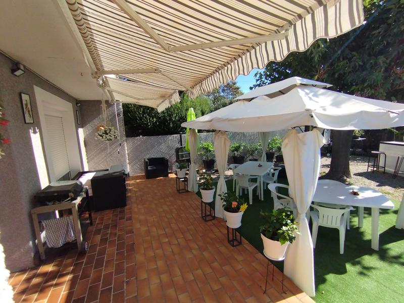 Maison - 140 m² - 8 pièces