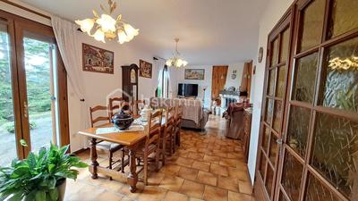 Maison - 121 m² - 5 pièces