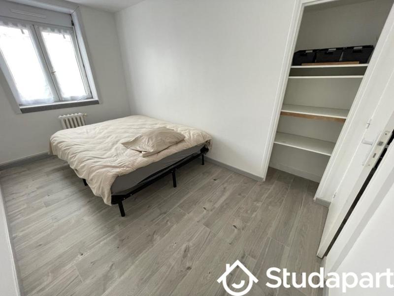 Appartement - 65 m² - 5 pièces
