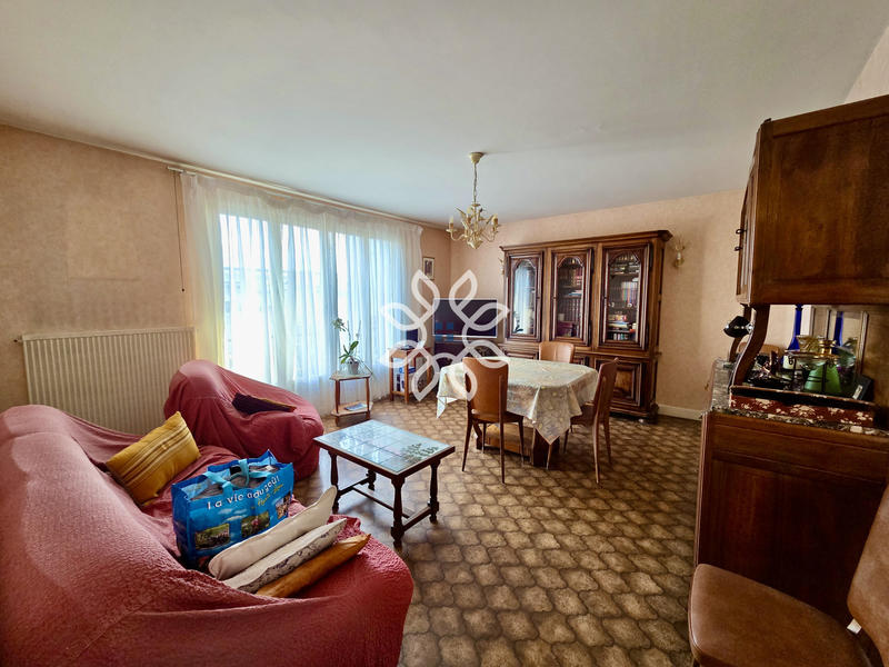 Maison - 91 m² - 5 pièces