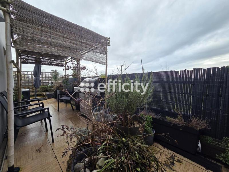 Appartement - 82 m² - 4 pièces