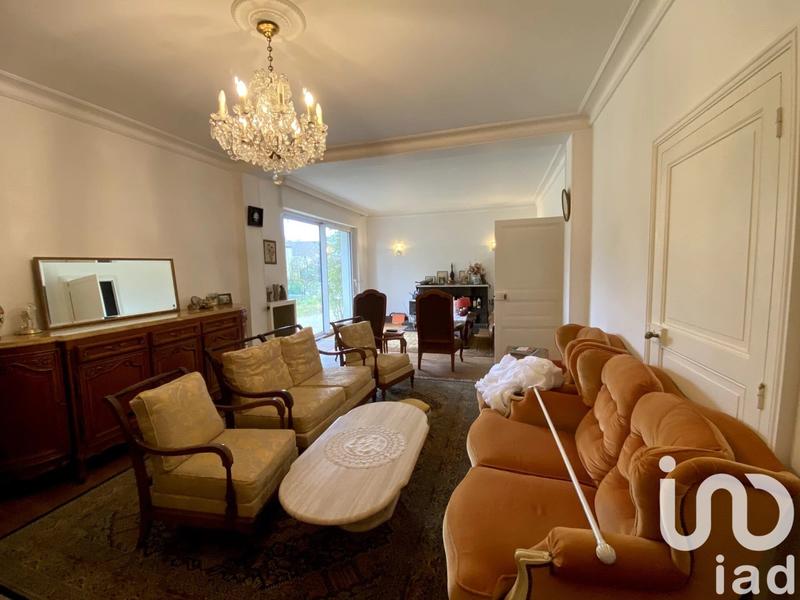 Maison - 315 m² - 13 pièces