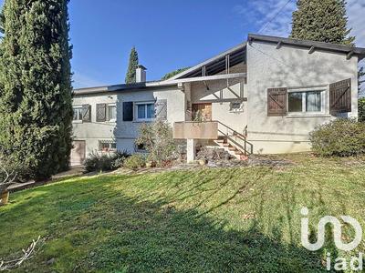 Maison - 161 m² - 7 pièces