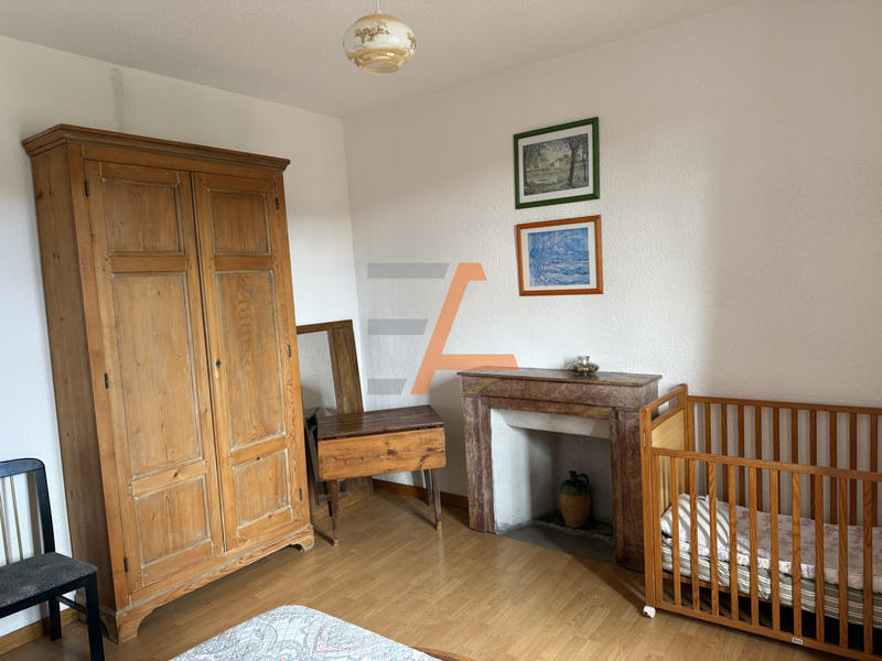 Maison - 180 m² - 5 pièces