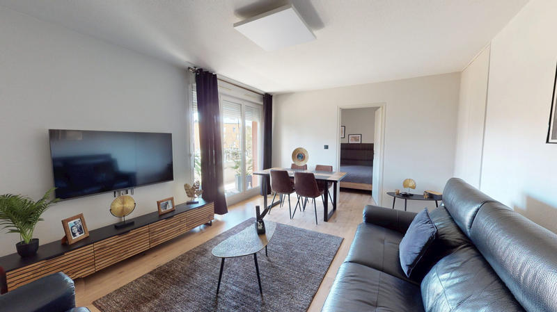 Appartement - 80 m² - 4 pièces