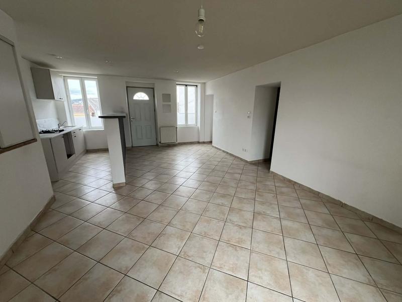 Maison - 95 m² - 4 pièces