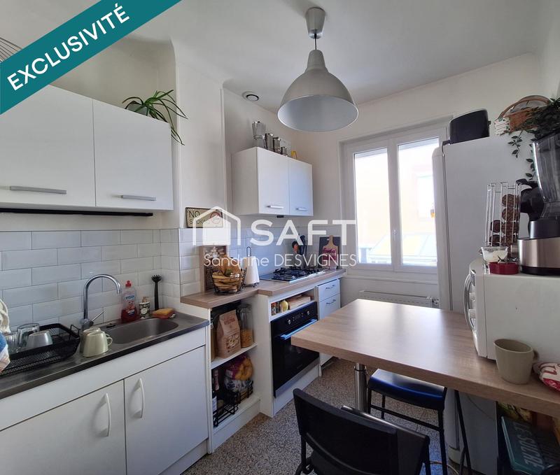 Maison - 215 m² - 9 pièces