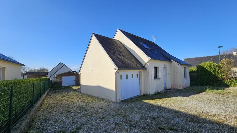 Maison - 85 m² - 5 pièces