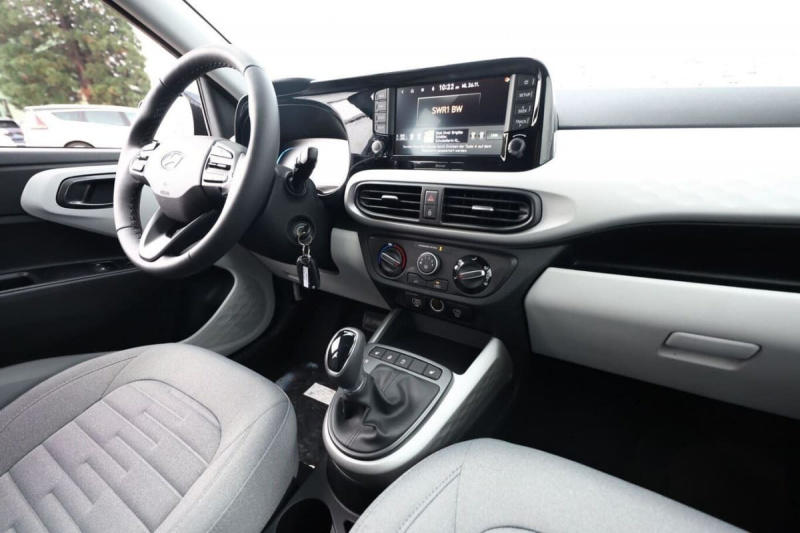 Hyundai i10 1.2 Mpi 79 At5