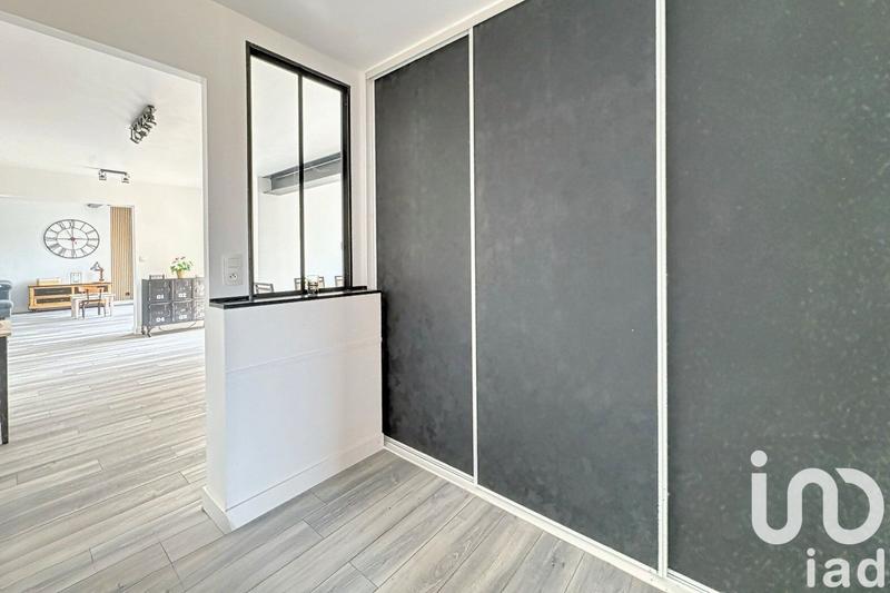 Maison - 240 m² - 7 pièces