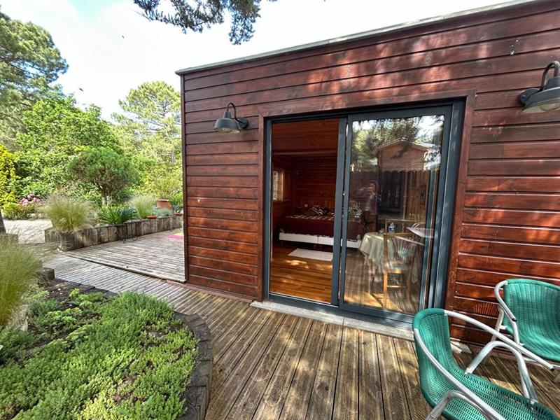 Maison - 350 m² - 10 pièces