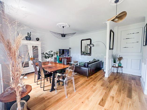 Maison de ville - 89 m² - 4 pièces