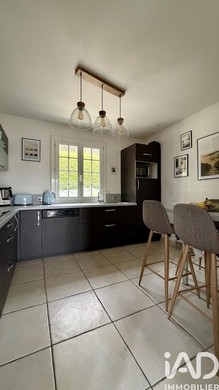 Maison - 142 m² - 6 pièces