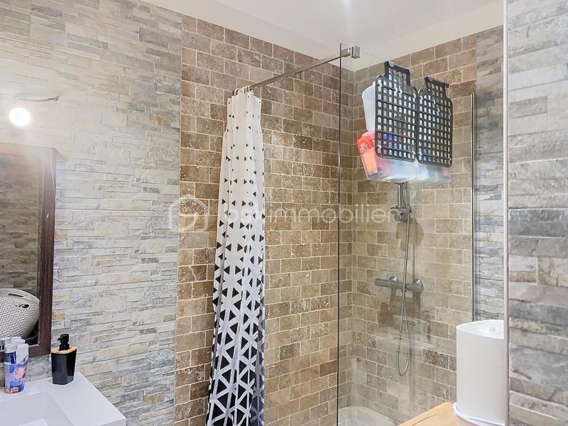 Appartement - 70 m² - 4 pièces