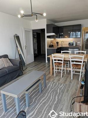 Chambre - 12 m² - 1 pièce