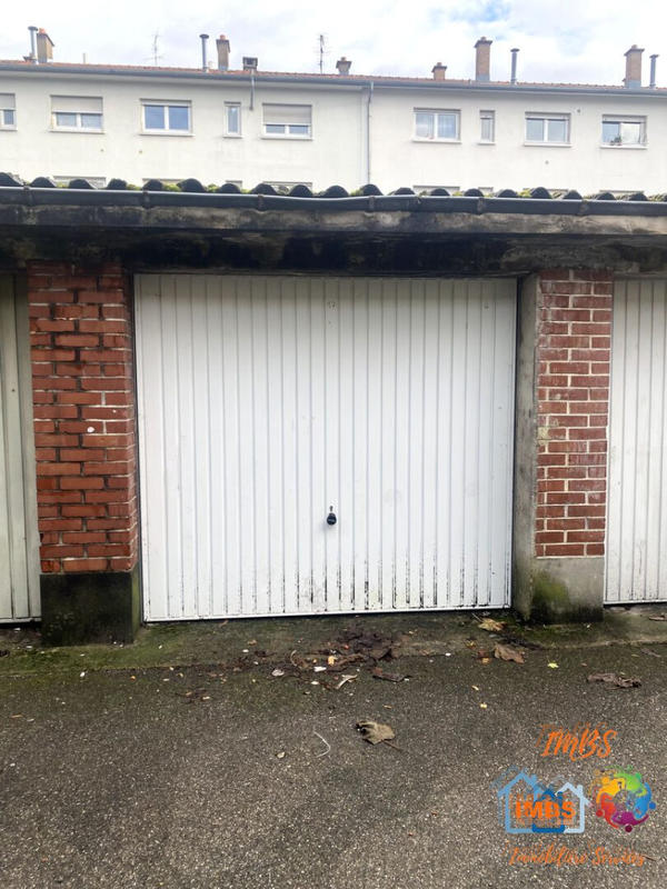 Parking / Garage - 15 m²