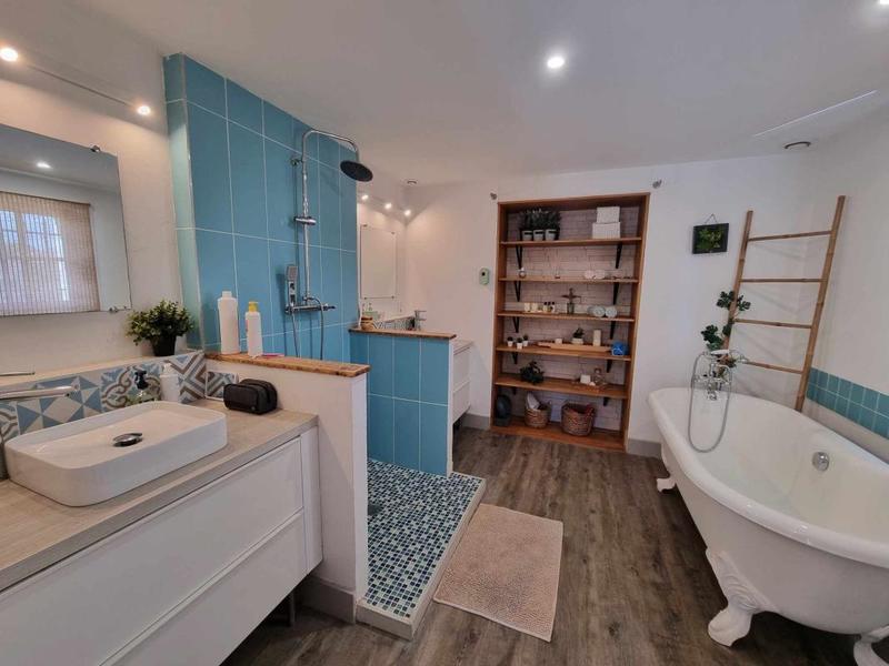 Maison - 175 m² - 6 pièces