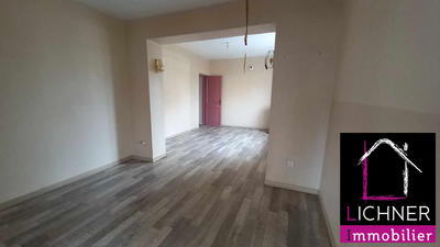 Maison - 84 m² - 5 pièces