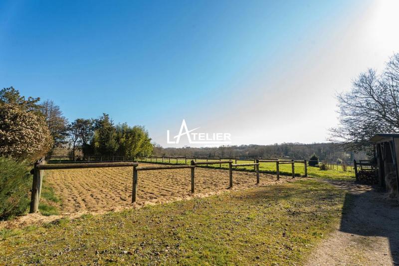 Propriété - 173 m² - 6 pièces