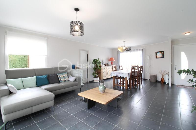 Maison - 96 m² - 4 pièces