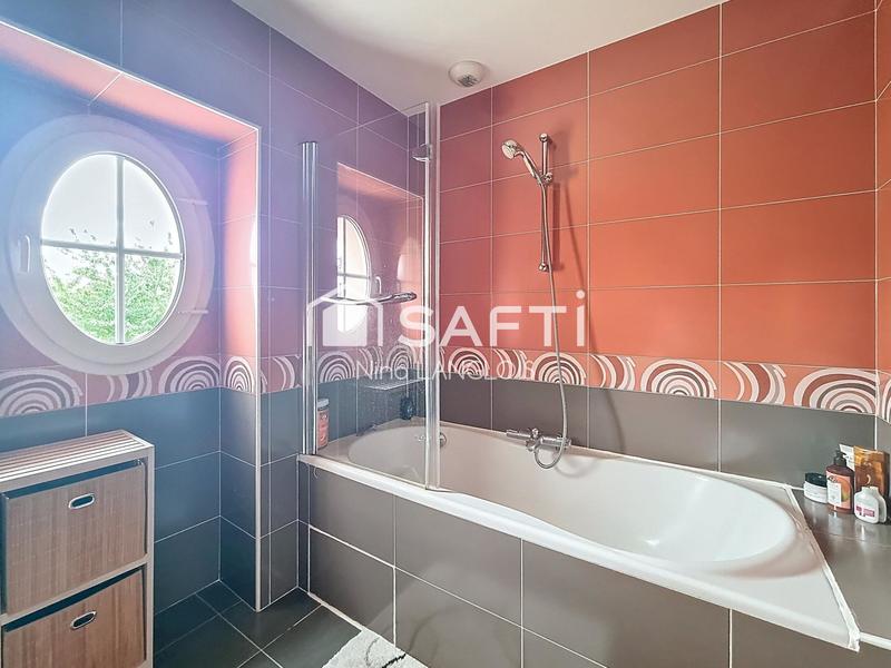 Maison - 134 m² - 7 pièces