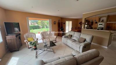 Maison - 155 m² - 5 pièces