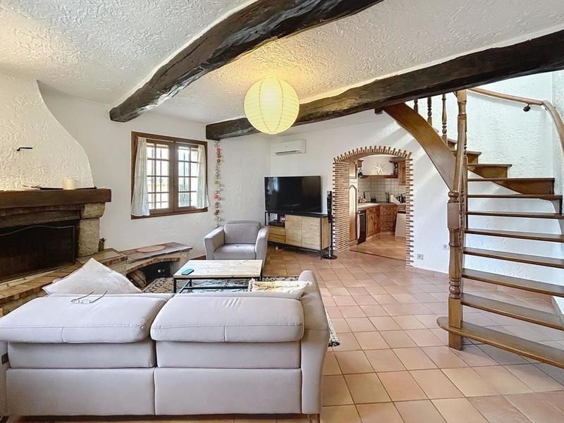 Maison - 88 m² - 3 pièces